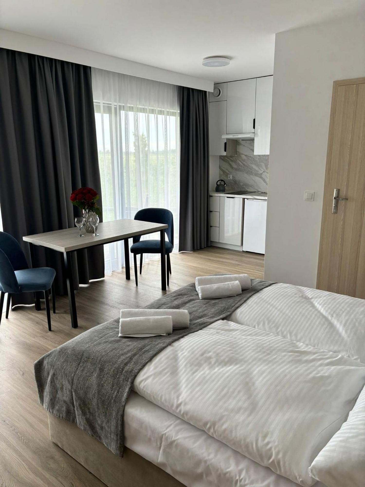 Hotel I Apartamenty Gorzelanny Дзвижино Экстерьер фото
